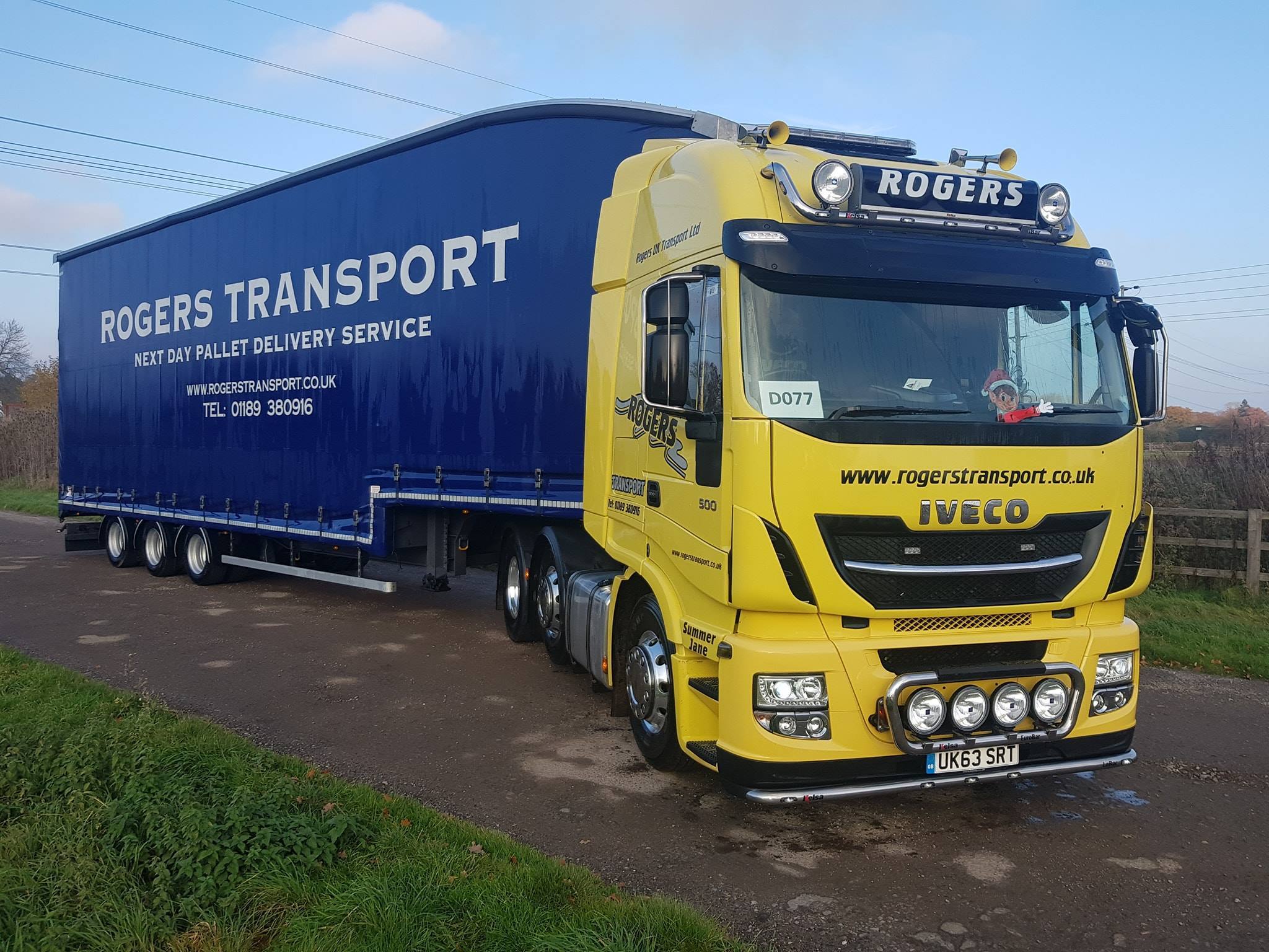 Rogers Transport next day pallet delivery lorry